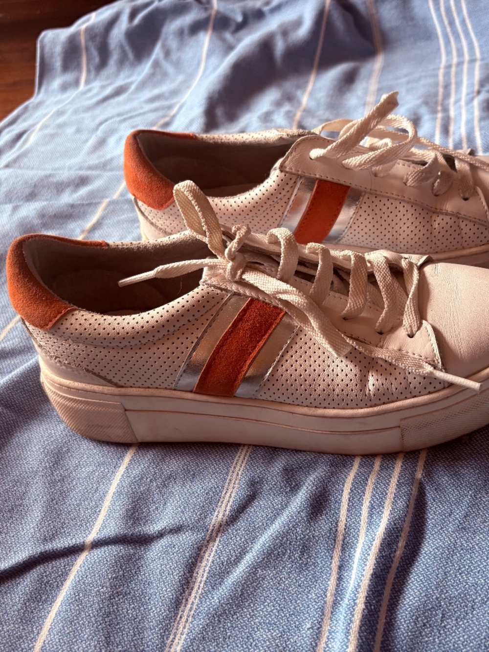 Cute Bos. & Co. Monic Platform Sneakers 37